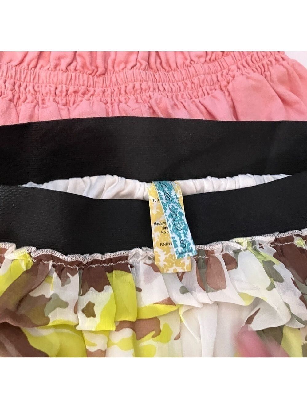 🌼Gorgeous Floral Bella Bird skirt size SM-soft flowy material w/stretch waist - Picture 6 of 6